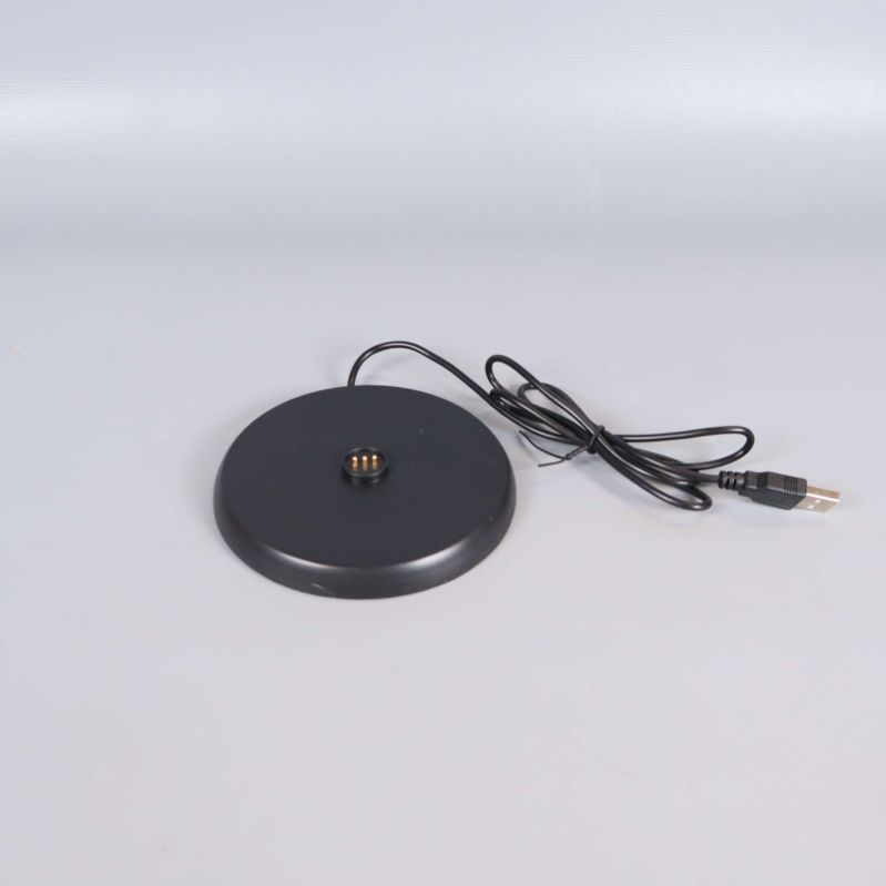Svart lampbas med USB-sladd separat