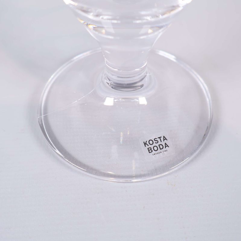 Kosta Boda märkning på glasets fot