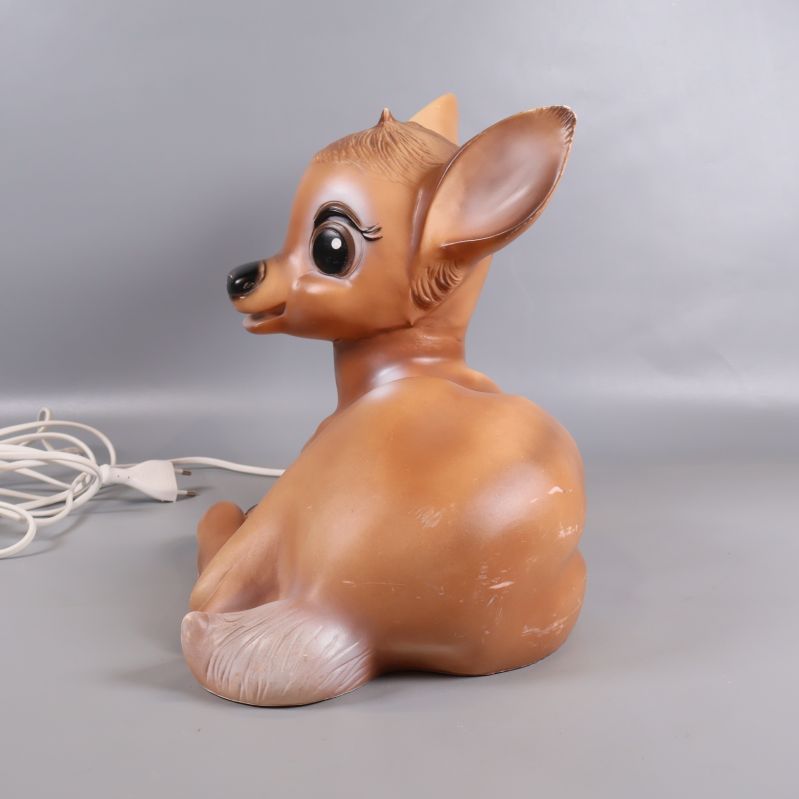 Baksidan av bambi-lampan visar öron och svans