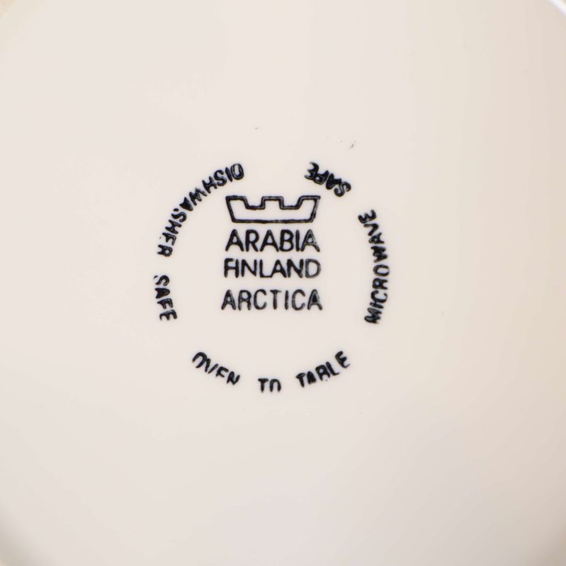Närbild på Arabia Finland Arctica stämpel