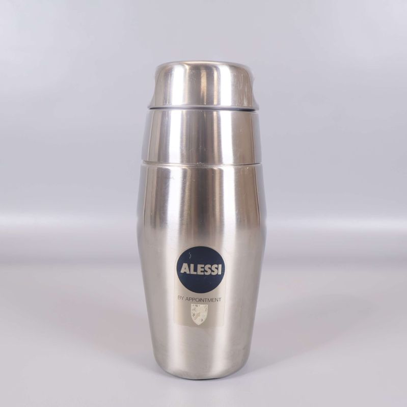 Cocktailshaker i rostfritt stål med Alessi-logotyp fram