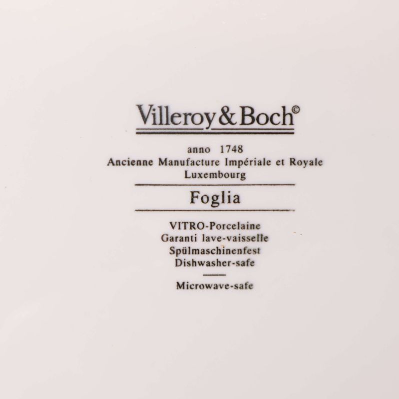 Närbild på Villeroy & Boch-märkning och modellnamn Foglia