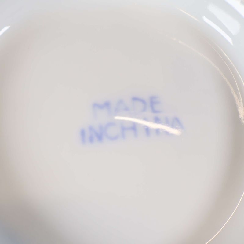 Stämpel med texten Made in China på skålens undersida