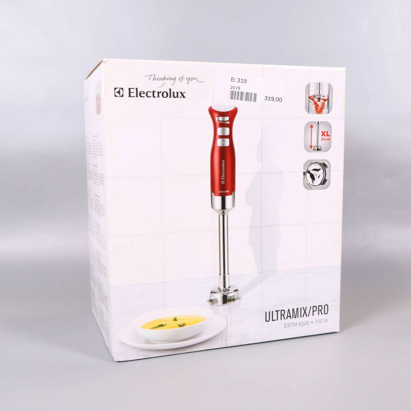 Framsidan på Electrolux Ultramix Pro stavmixerns kartong