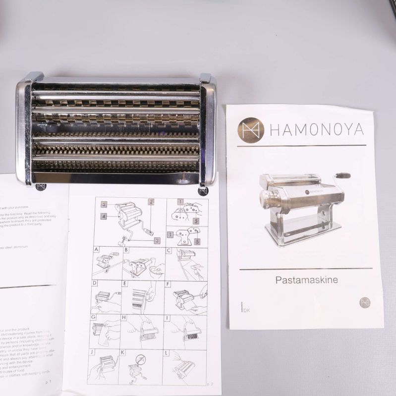 Pastamaskinsvals och instruktionsblad från Hamonoya