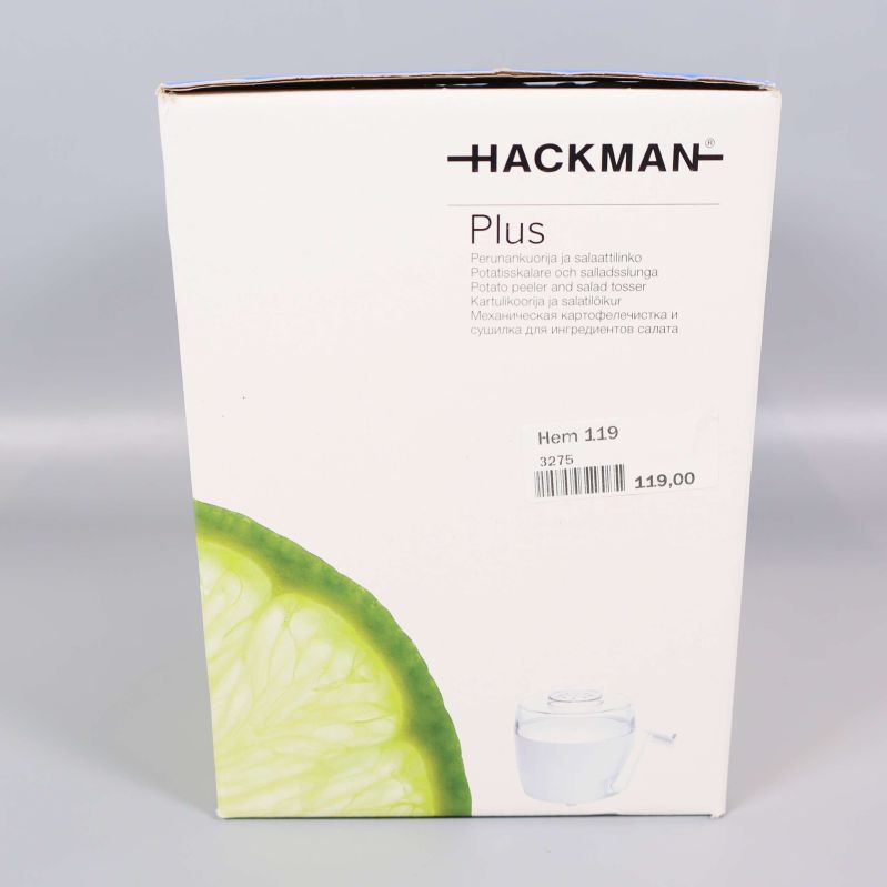 Sidan av Hackman Plus förpackning med produktnamn tydligt