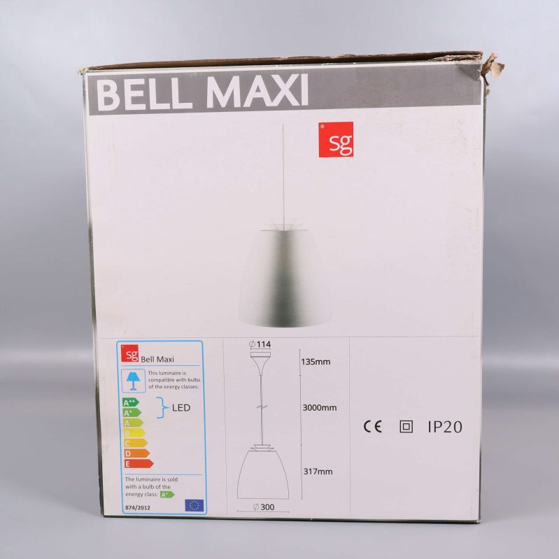 Baksida av förpackningen visar information och mått om Bell Maxi