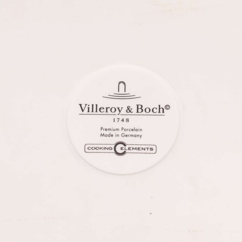 Närbild av Villeroy & Boch logotyp och porslinsmärkning