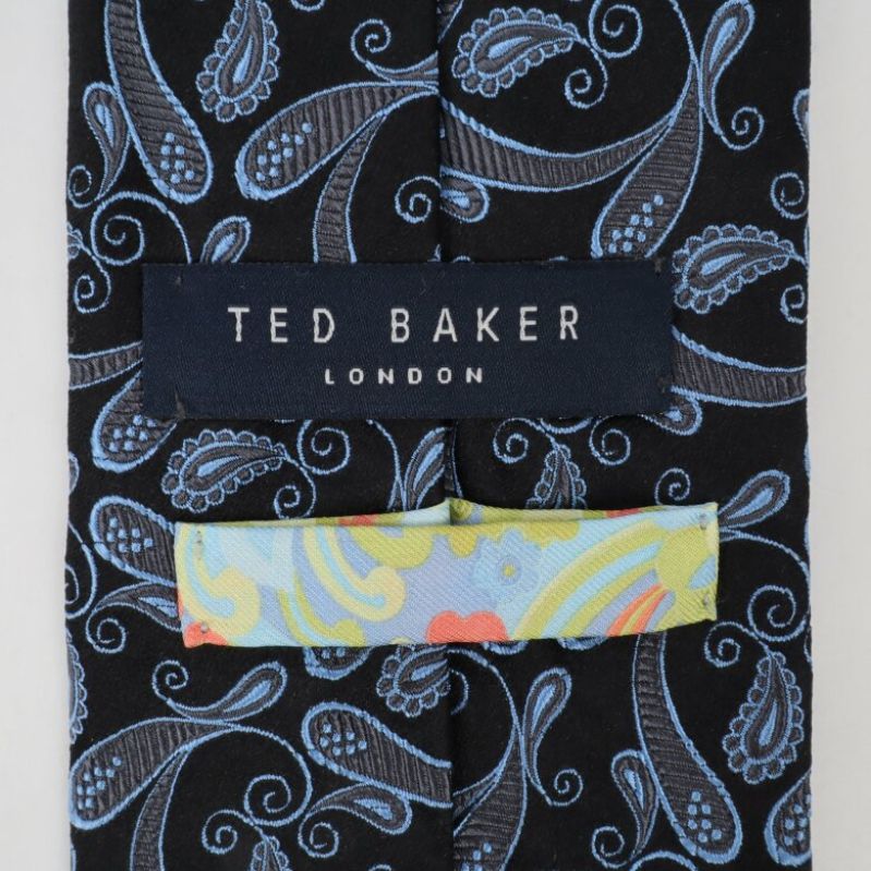 Ted Baker London-etikett på baksidan