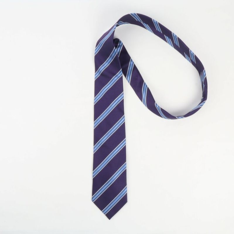 Lila slips med ränder, i sin helhet