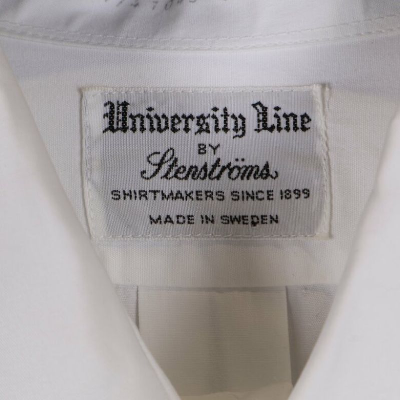 Etiketten visar: University Line och Stenströms