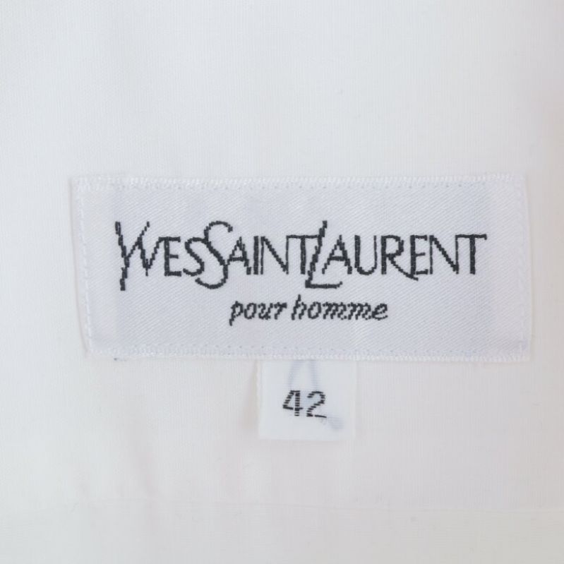 Yve Saint Laurent märke med storlek 42