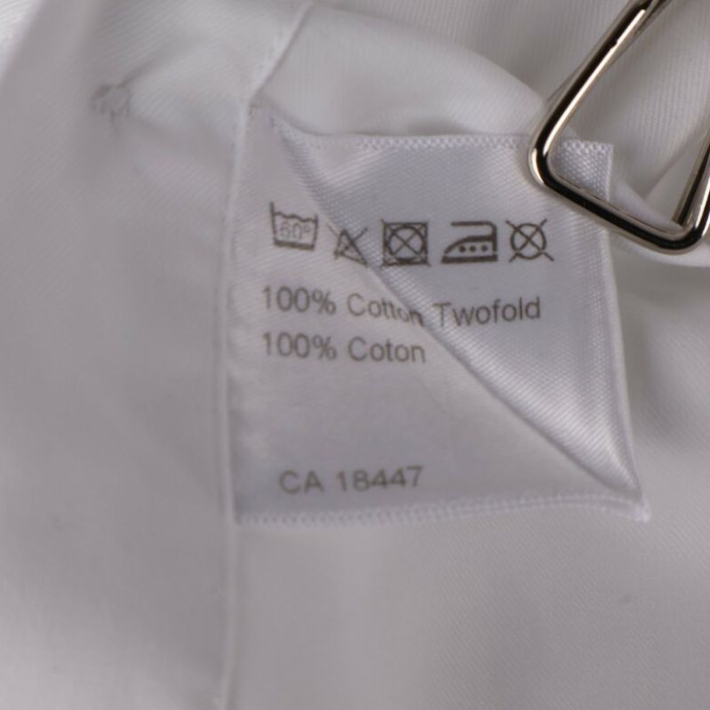 Etikett med materialinformation: 100% bomull