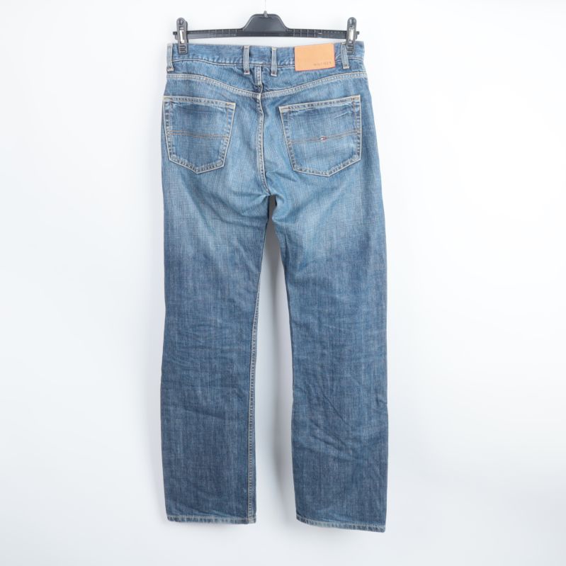 Baksida av blå jeans 
