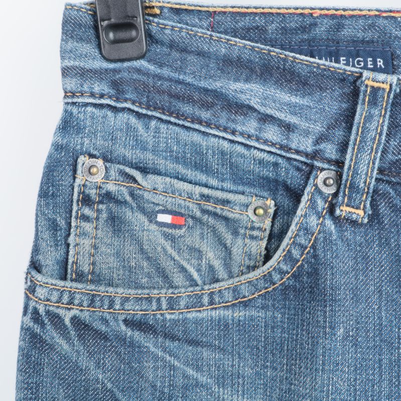 Jeans framficka med logotypdetalj