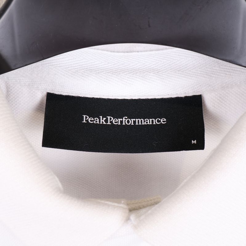 Märkesetikett av Peak Performance