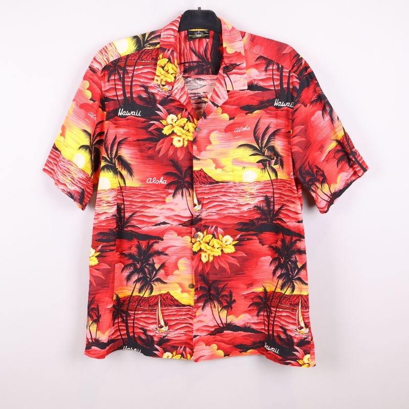 Röd Hawaii-skjorta med solnedgångsmotiv fram