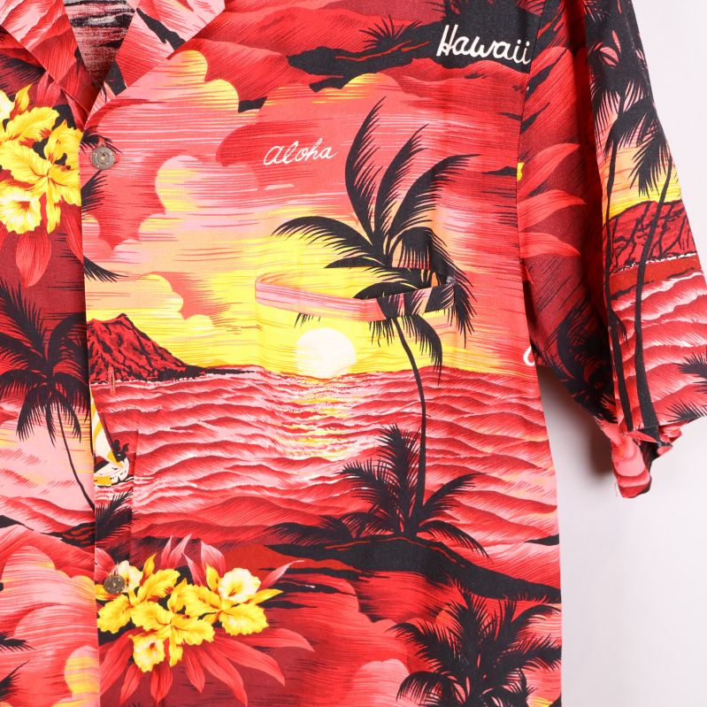 Närbild av mönstret med 'Aloha' text
