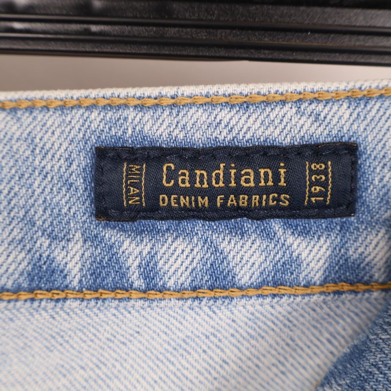 Candiani Denim Fabrics etikett inuti jeans