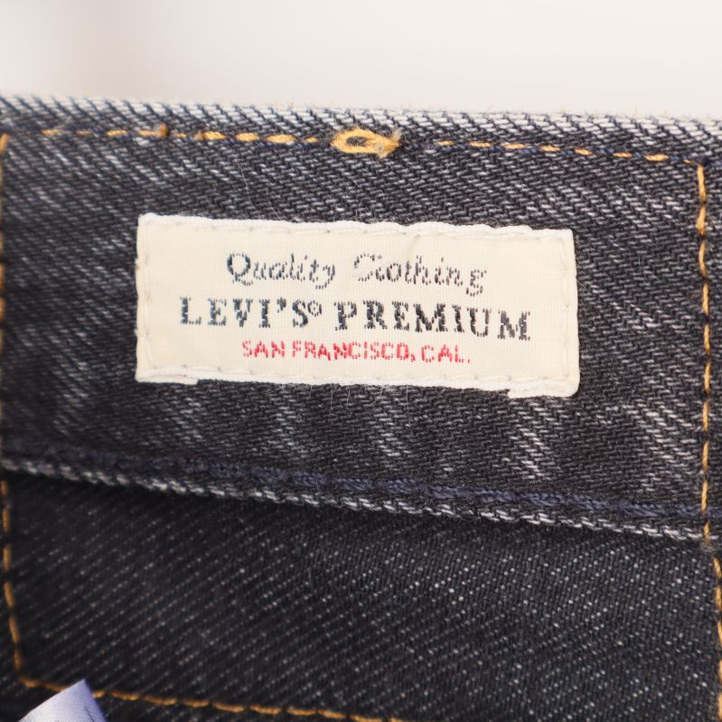 Levi's Premium etikett inuti jeans