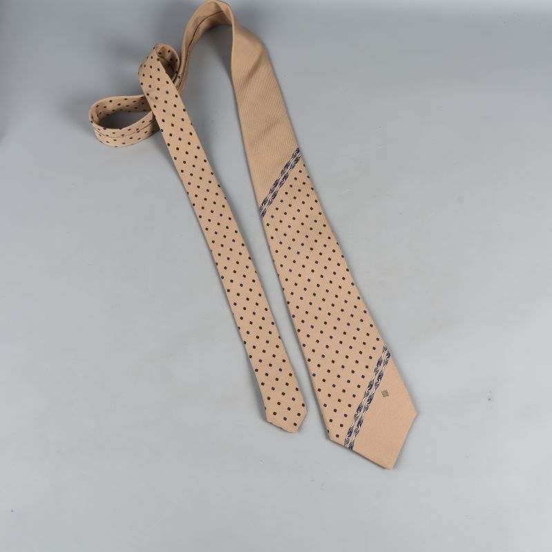 Lång slips i beige med mönster