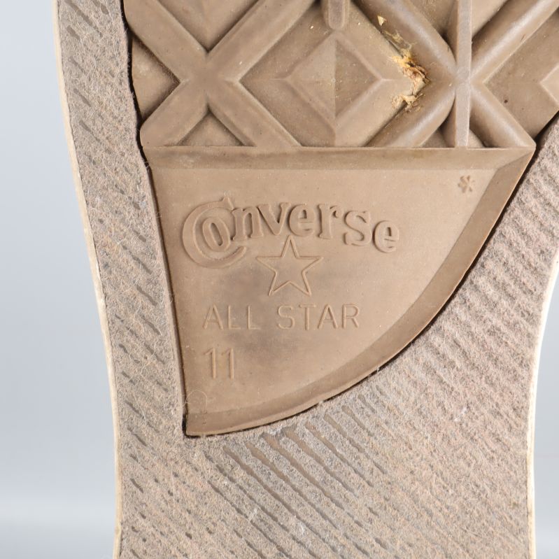 Converse logga på sneakersulan