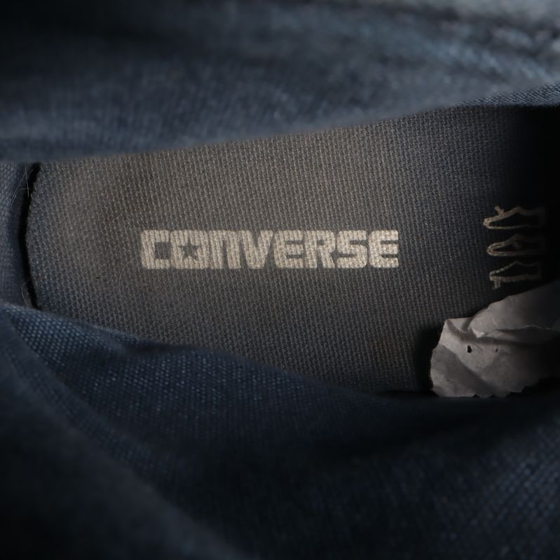 Converse varumärke på insidan