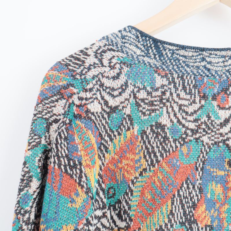 Närbild av koftans mönster