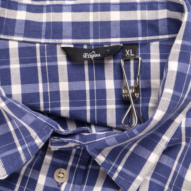 Närbild på krage och necklabel med Storlek XL