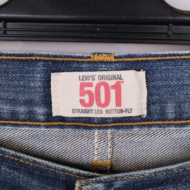 Levi's 501 modellmärkning på inneretikett