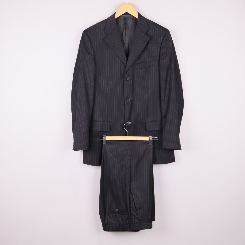 Kostym med kavaj och byxa