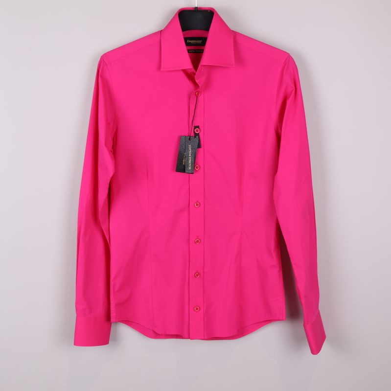 Kritrosa skjorta med långa ärmar