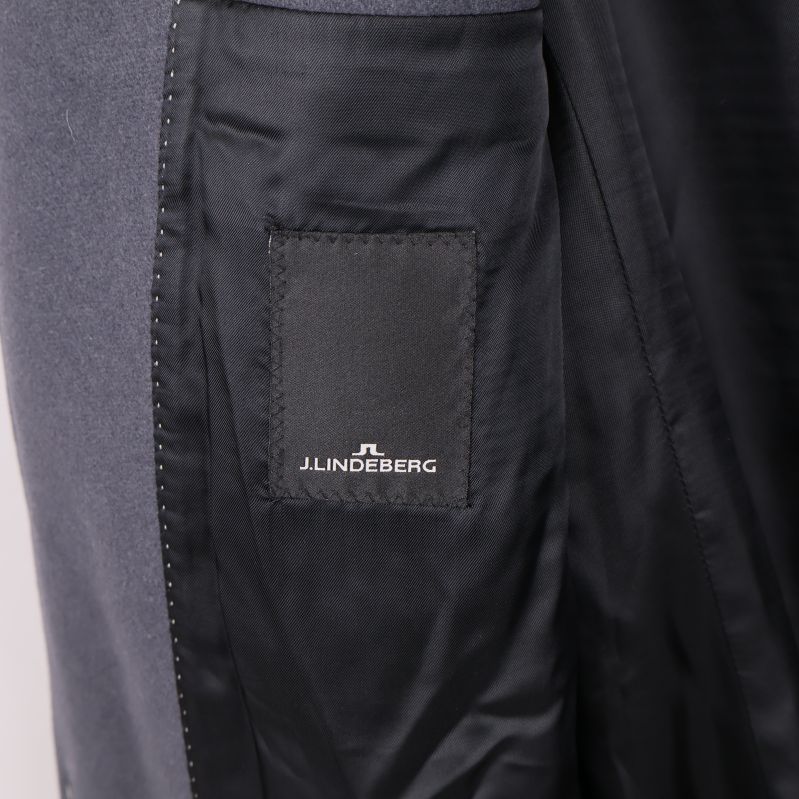 Foder med JLindberg-logotyp på insidan