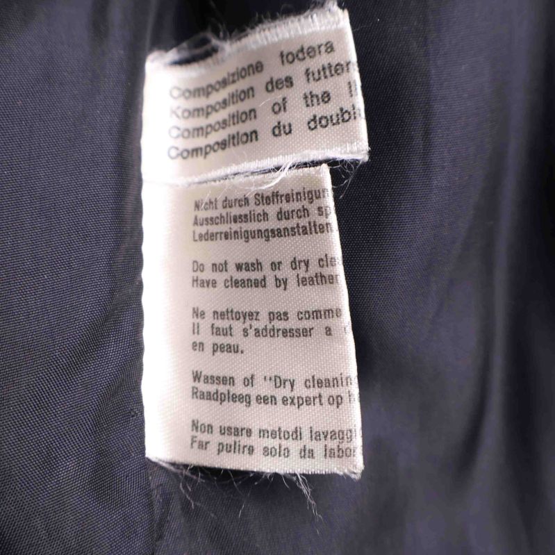 Tvättråd och materialetikett