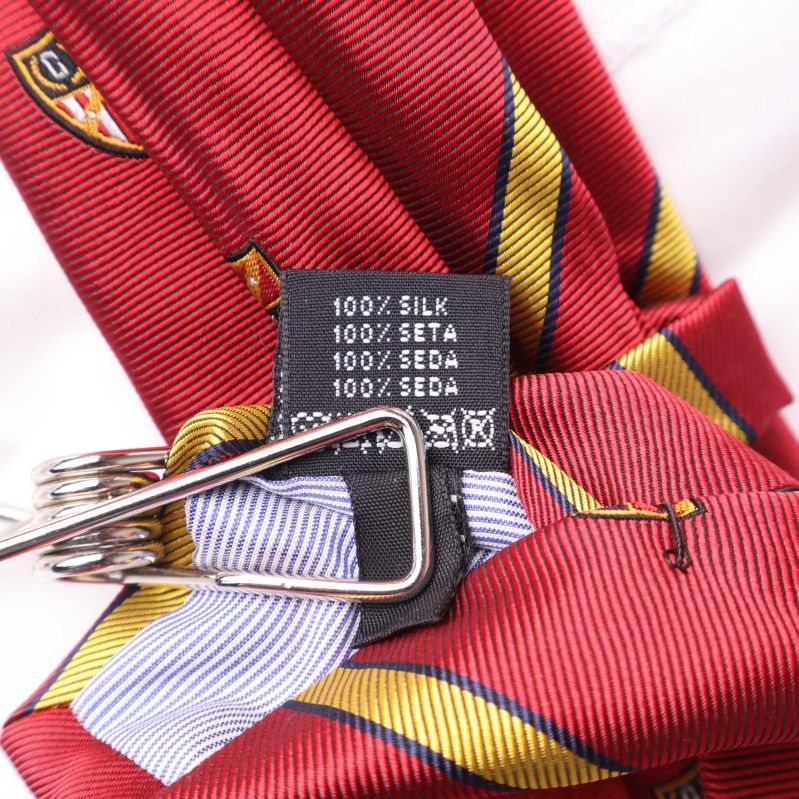 Silk materialetikett på slips