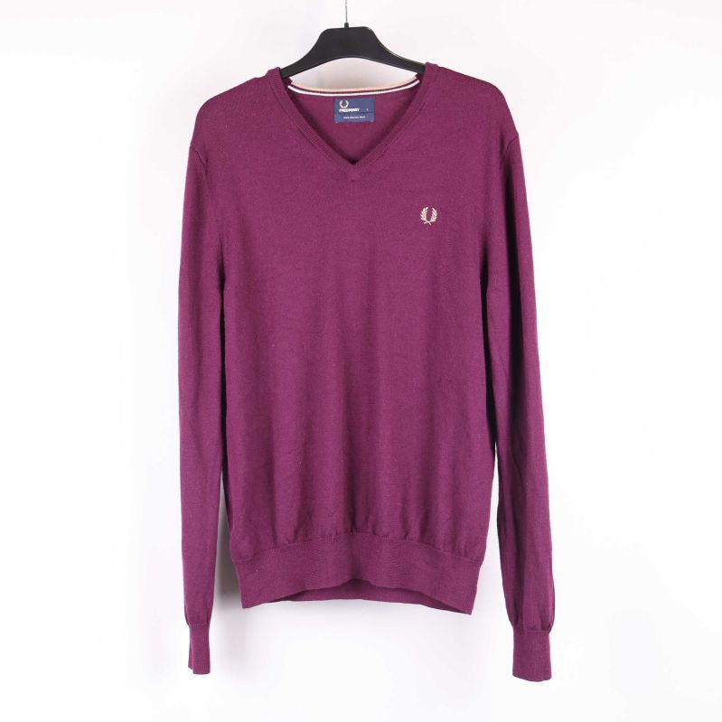 V-ringad tröja framifrån