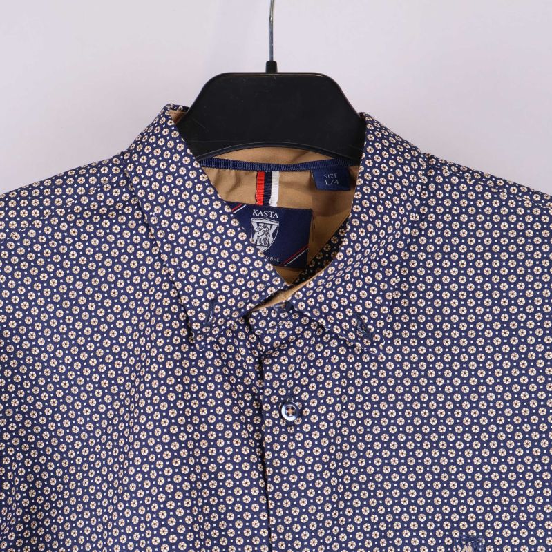 Mönster och kragdetalj