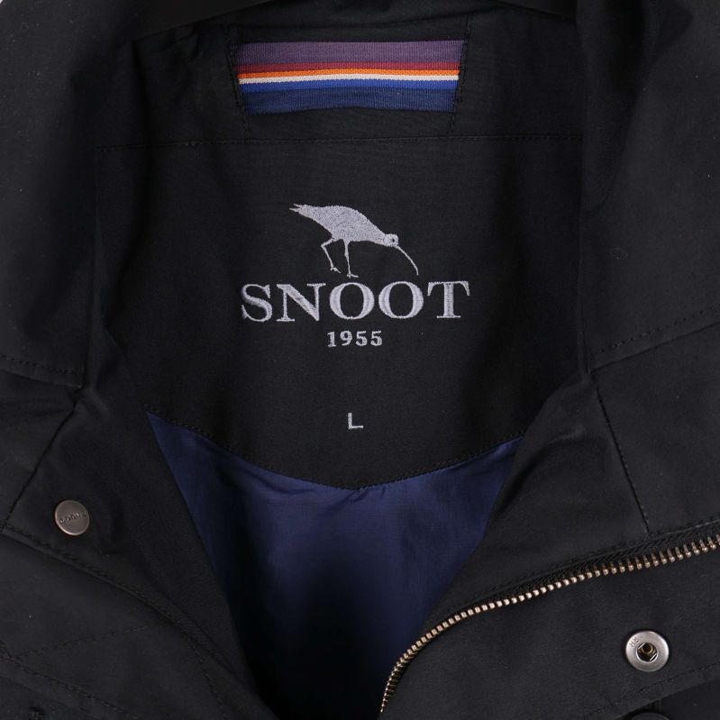 Närbild logotyp och innerfoder Snoot 1955