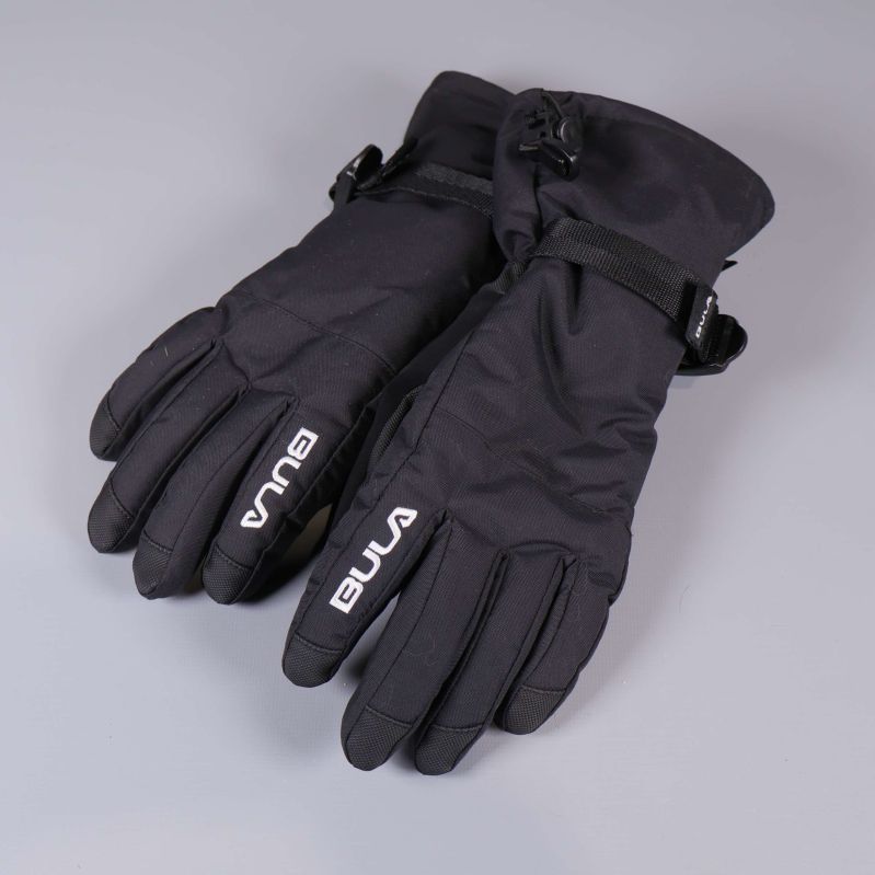 Svarta vinterhandskar med synlig Bula-logotyp och justerbart band