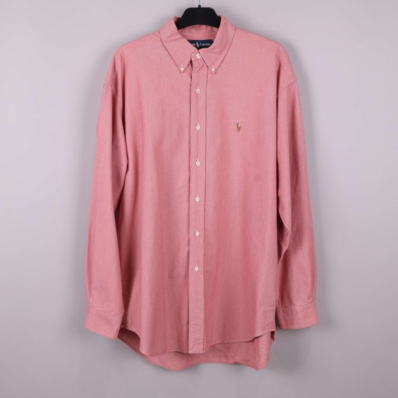 Framsida av rutig skjorta