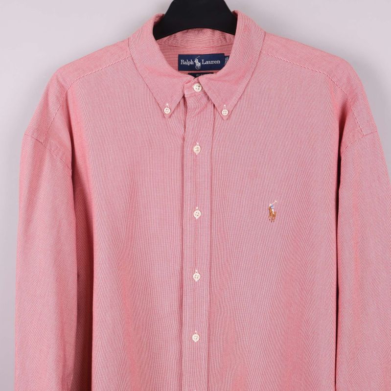 Bröstbrodyr och knappdetaljer