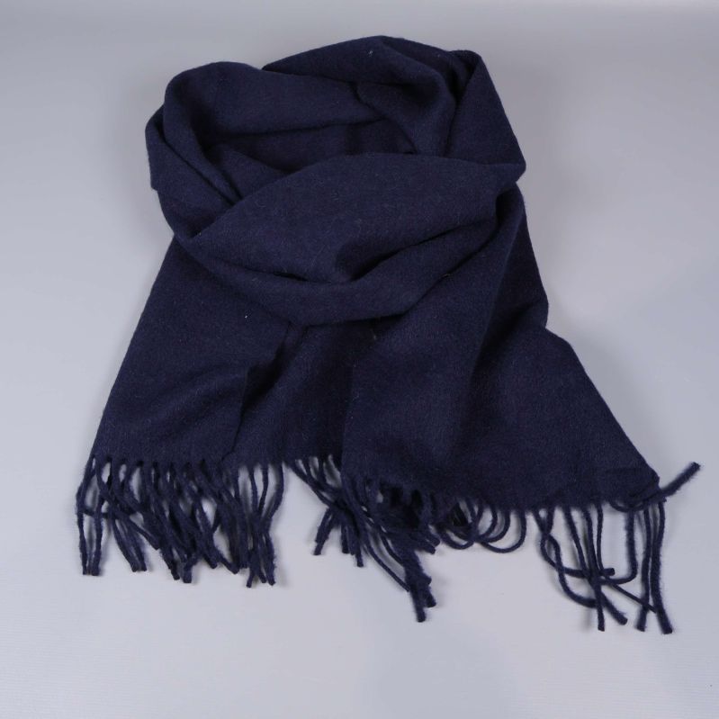 Hopvikt marinblå halsduk med fransar i framkant