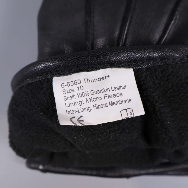 Materiallapp visande getskinn och microfleecefoder