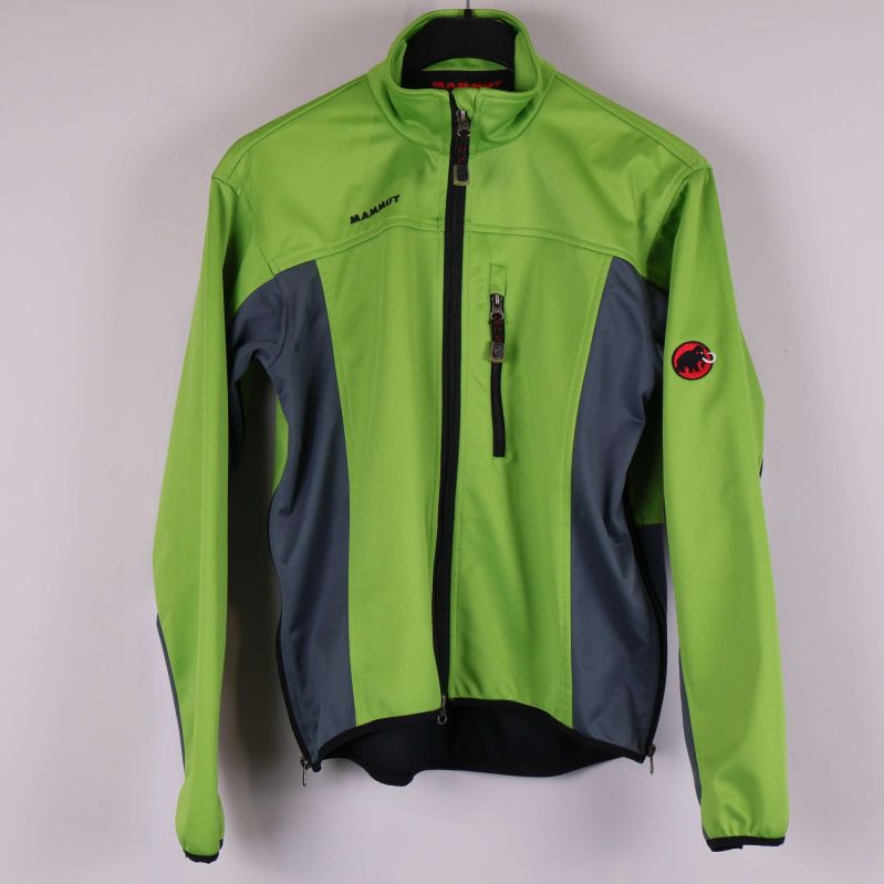 Framsidan av limegrön softshelljacka med grå paneler