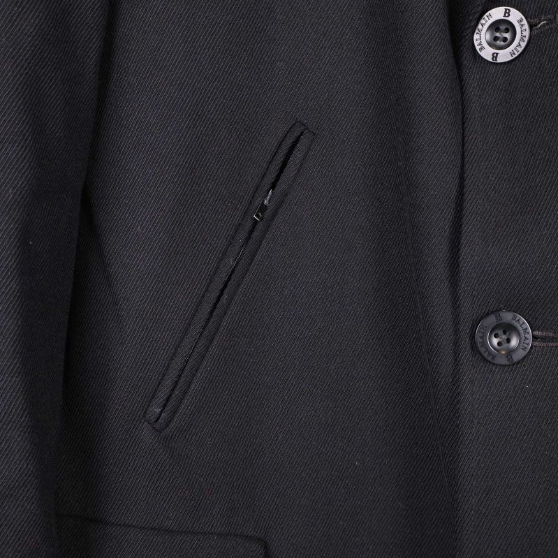  Fickor med dragkedja och knappar med logo