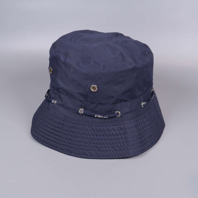 Mörkblå bucket hat sedd från sidan med snörning