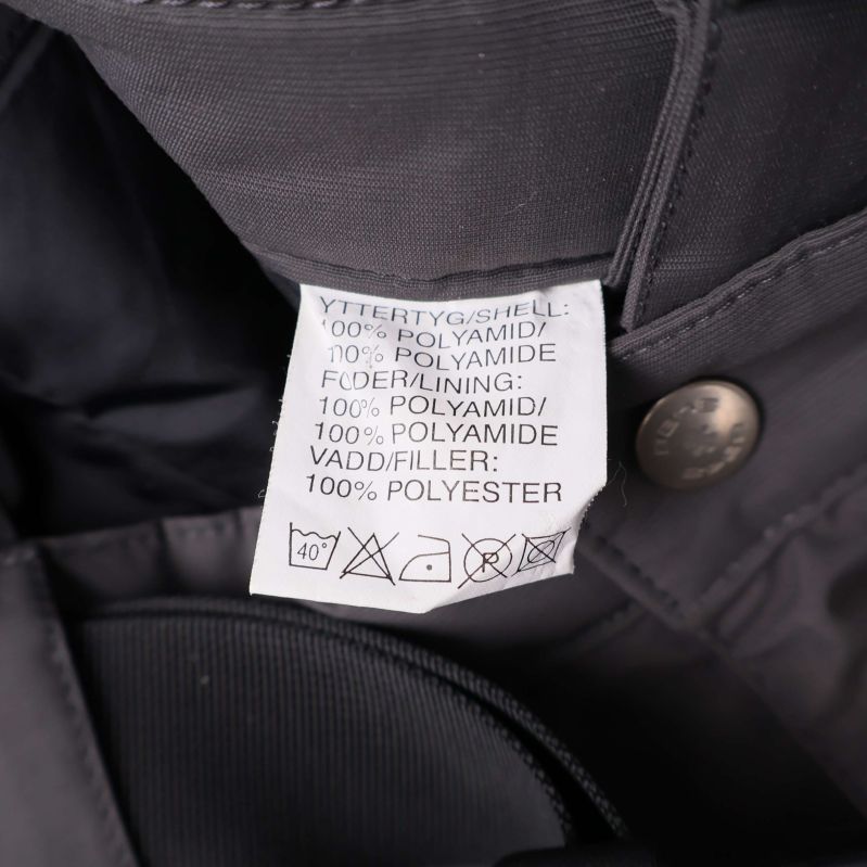 Materiallapp visar polyamid och polyesterkomposition