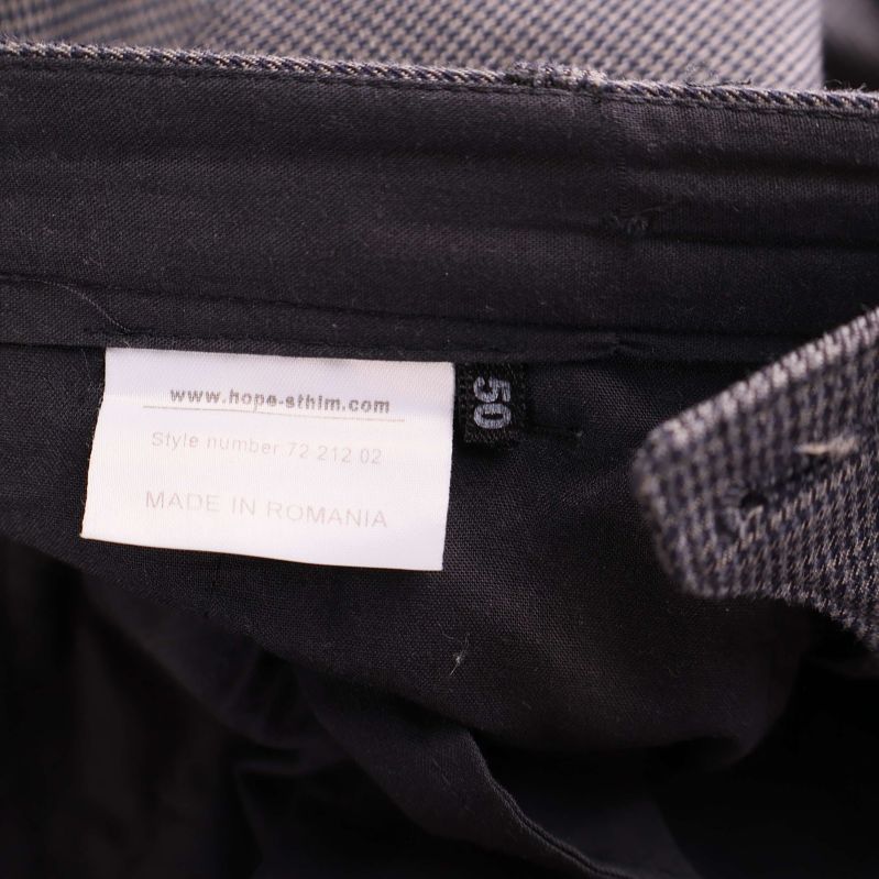 Etikett som visar storlek 50 och Made in Romania