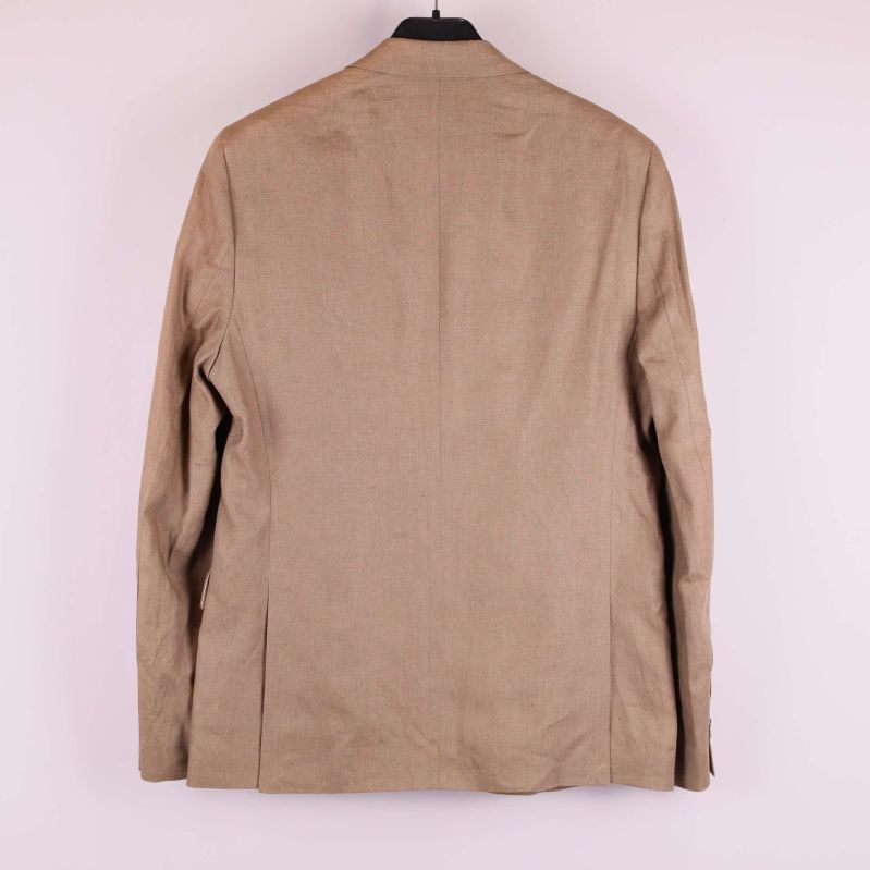 Beige kavaj bakifrån visar hel rygg
