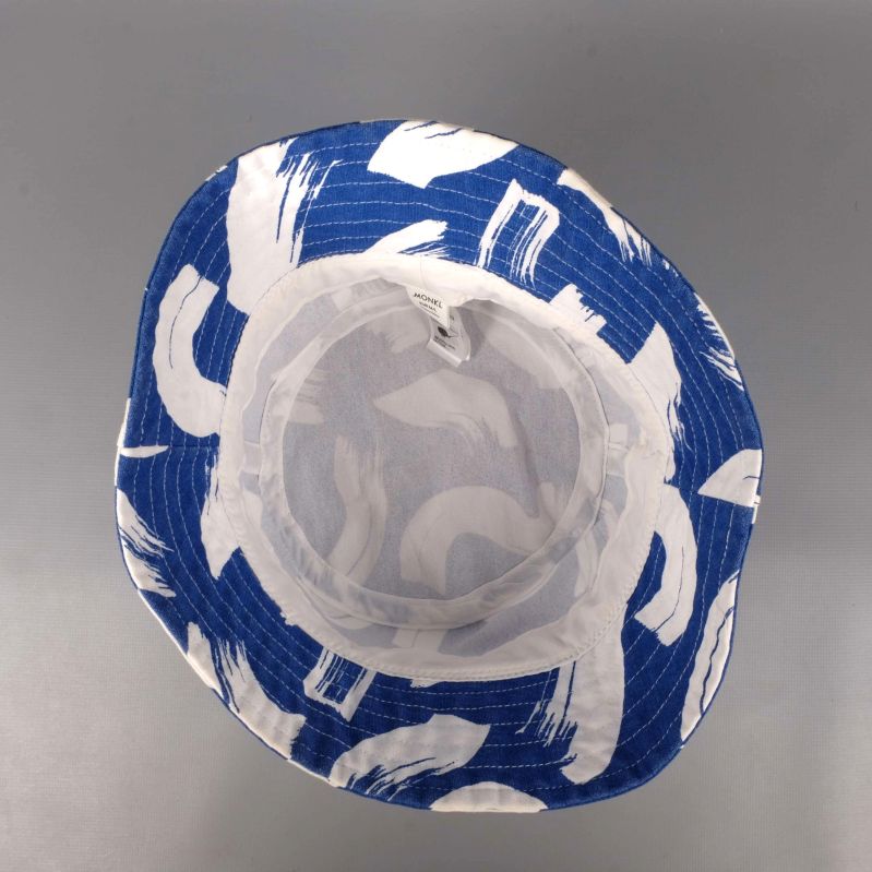 Insidan av bucket hat visar vit fodring